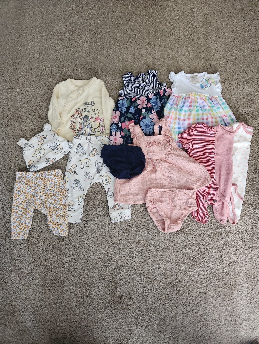 Mixed Lot of 0-6M Baby Girl Bodysuits Dresses & Pants Floral Pink Stripes Pooh